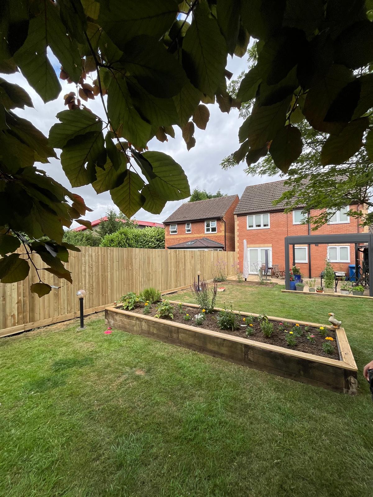 Border and retaining detail project photo